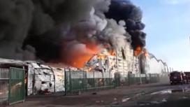 Для тушения пожара в Алматы в воздух подняли вертолет