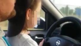 Актюбинский депутат посадил за руль своей машины малолетнюю дочь