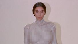 Ким Кардашьян догола разделась ради рекламы (фото)