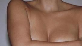 Ким Кардашьян жарнама үшін жалаңаш шешініп тастады (фото)