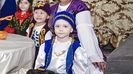 Семья с 9 детьми стала лучшей в Алматинской области (фото)