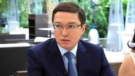 Акишев пожаловался на недостаток полномочий для надзора над банками