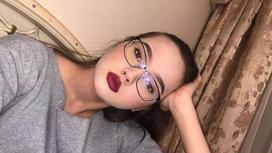 14-летней дочери Баян Алагузовой посоветовали перестать краситься
