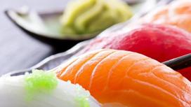 Чем опасны домашняя выпечка и суши, рассказали в Минздраве