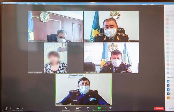Глава МВД Ерлан Тургумбаев на онлайн-приеме Глава МВД Ерлан Тургумбаев на онлайн-приеме