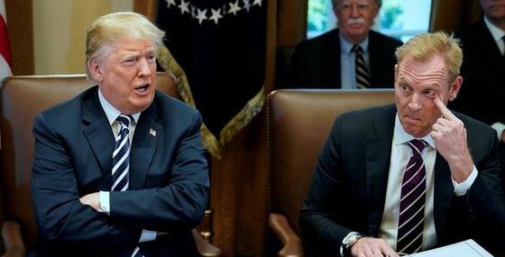 Трамп назвал нового главу Пентагона Трамп назвал нового главу Пентагона