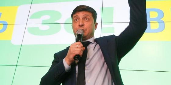 Владимира Зеленского предложили посадить в тюрьму за использование русского языка Владимира Зеленского предложили посадить в тюрьму за использование русского языка