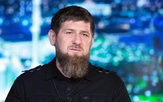 БАҚ: Рамзан Қадыров коронавирус жұқтырған деген күдікпен ауруханаға түсті БАҚ: Рамзан Қадыров коронавирус жұқтырған деген күдікпен ауруханаға түсті