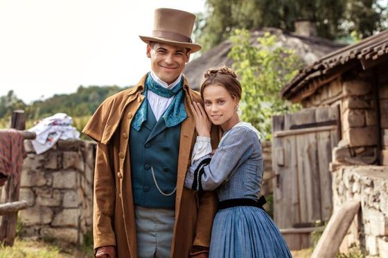 7 причин посмотреть культовый сериал «Крепостная» 7 причин посмотреть культовый сериал «Крепостная»