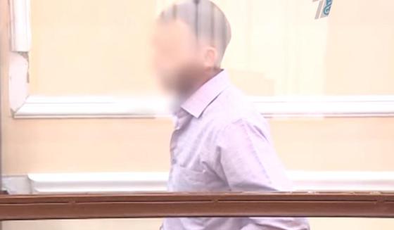Педофил под видом сантехника проник в чужую квартиру и изнасиловал девочку в Нур-Султане Педофил под видом сантехника проник в чужую квартиру и изнасиловал девочку в Нур-Султане