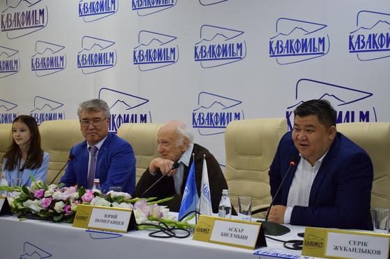 Министр дал старт съемкам продолжения фильма "Наш милый доктор" Министр дал старт съемкам продолжения фильма "Наш милый доктор"