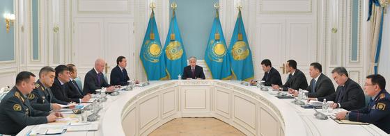 Президент Казахстана провел совещание по ситуации в регионе Персидского залива Президент Казахстана провел совещание по ситуации в регионе Персидского залива