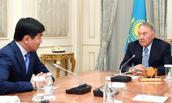 Бауыржан Байбек Тұңғыш Президенттің қабылдауында Бауыржан Байбек Тұңғыш Президенттің қабылдауында
