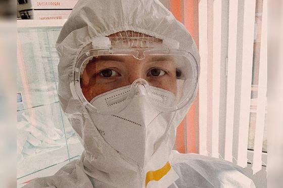 "Оставьте свой негатив при себе": медсестра из Павлодара обратилась к казахстанцам "Оставьте свой негатив при себе": медсестра из Павлодара обратилась к казахстанцам