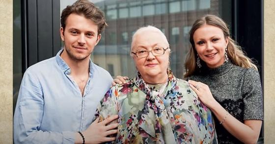 Екатерина Градова с дочерью и внуком Екатерина Градова с дочерью и внуком