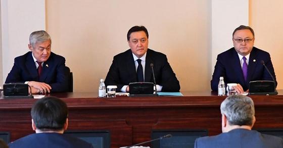 Ондасын Уразалин назначен акимом Актюбинской области Ондасын Уразалин назначен акимом Актюбинской области