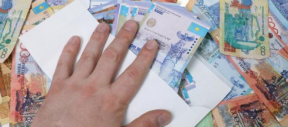 Бывшего замакима Актобе подозревают во взятке в 100 млн тенге Бывшего замакима Актобе подозревают во взятке в 100 млн тенге