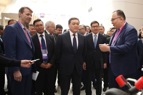 «Казахтелеком» продемонстрировал возможности 5G в рамках АЭФ «Казахтелеком» продемонстрировал возможности 5G в рамках АЭФ