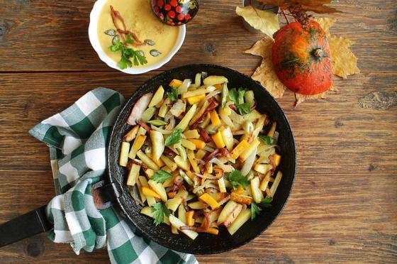 Картошка в микроволновке быстро и вкусно Картошка в микроволновке быстро и вкусно