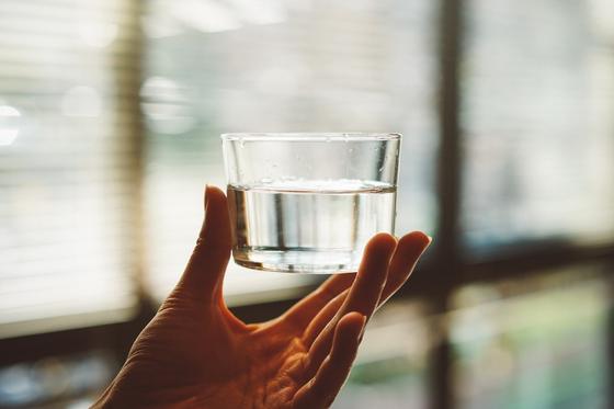 стакан воды стакан воды