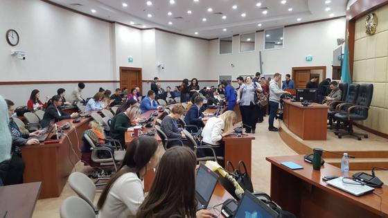 Касым-Жомарт Токаев вступает в должность президента (онлайн) Касым-Жомарт Токаев вступает в должность президента (онлайн)
