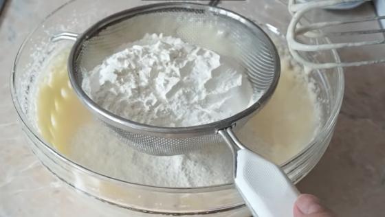 Просеивание муки Просеивание муки