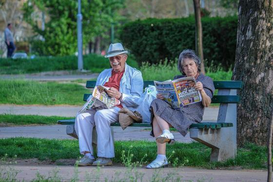 "Как кошка с собакой": молодая невестка устала от ссор родителей мужа "Как кошка с собакой": молодая невестка устала от ссор родителей мужа