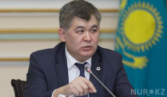 Биртанов посоветовал пожилым казахстанцам сидеть дома Биртанов посоветовал пожилым казахстанцам сидеть дома