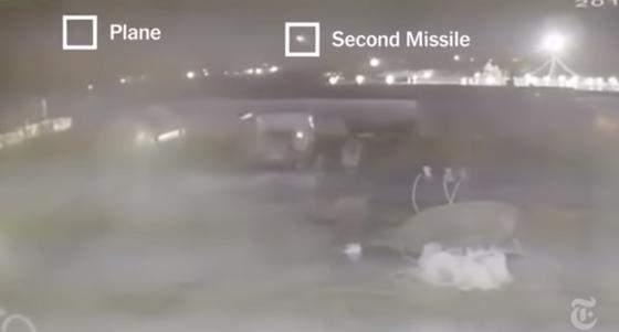 Появилось видео возможного попадания двух ракет в Boeing в Иране Появилось видео возможного попадания двух ракет в Boeing в Иране