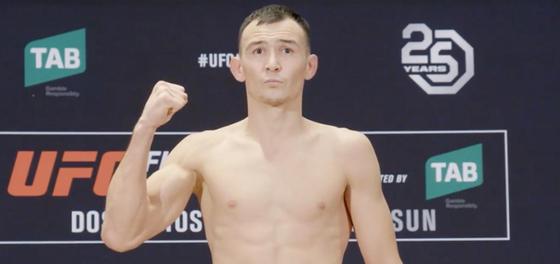 Исмагулова увезли в больницу после второго боя в UFC Исмагулова увезли в больницу после второго боя в UFC