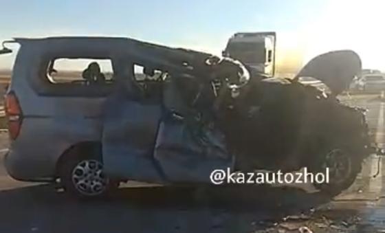2 из 11 пострадавших погибли из-за очередного ДТП на трассе "Самара - Шымкент" 2 из 11 пострадавших погибли из-за очередного ДТП на трассе "Самара - Шымкент"