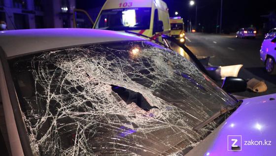 Автомобиль попал в аварию Автомобиль попал в аварию