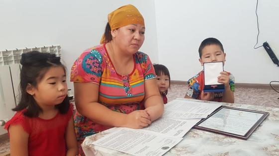 Марқұм Талғат Нұрғалиевтің жанұясы. Фото Марқұм Талғат Нұрғалиевтің жанұясы. Фото