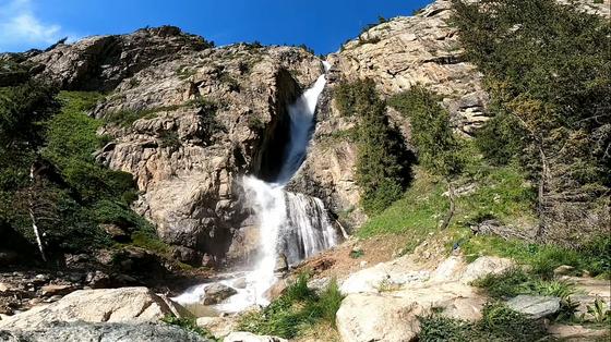 Водопад Бурхан-Булак Водопад Бурхан-Булак