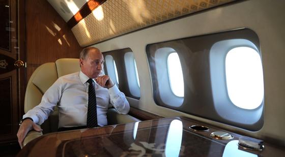 Пилоты Путина рассказали, как сажали борт №1 в Бишкеке в непогоду Пилоты Путина рассказали, как сажали борт №1 в Бишкеке в непогоду