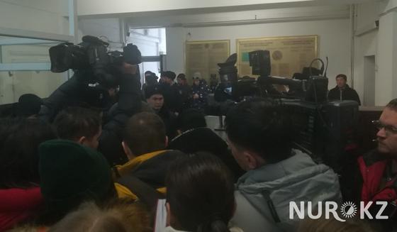 Суд по делу об убийстве Дениса Тена начался в Алматы Суд по делу об убийстве Дениса Тена начался в Алматы