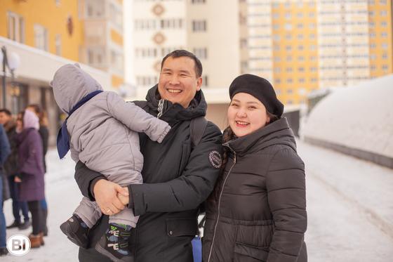Тосынсый: Алматыда 275 отбасы күтпеген жерден қуанышқа кенелді Тосынсый: Алматыда 275 отбасы күтпеген жерден қуанышқа кенелді