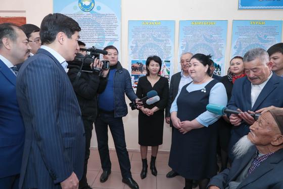 Байбеку рассказали, что сейчас волнует жителей Кордая Байбеку рассказали, что сейчас волнует жителей Кордая