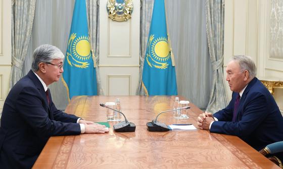 Токаев отреагировал на новость о заражении Назарбаева коронавирусом Токаев отреагировал на новость о заражении Назарбаева коронавирусом