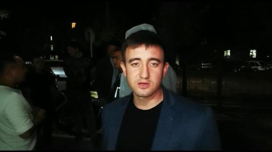 Водители собрались возле полиции в поддержку Руслана Жанпеисова (видео) Водители собрались возле полиции в поддержку Руслана Жанпеисова (видео)