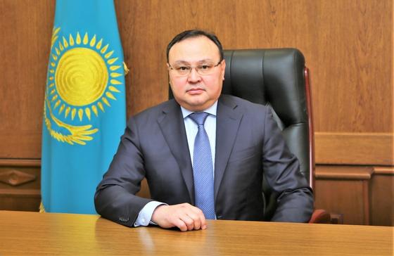 алмас мадиев алмас мадиев