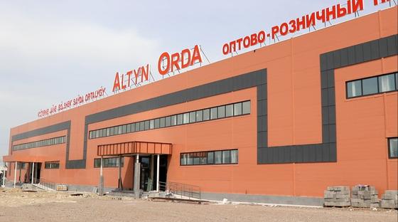 Алматы маңындағы "Алтын Орда" базарын бұзып жатыр (фото, видео) Алматы маңындағы "Алтын Орда" базарын бұзып жатыр (фото, видео)
