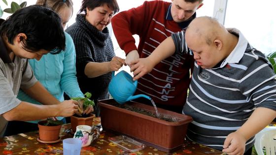 Лица с инвалидностью Лица с инвалидностью