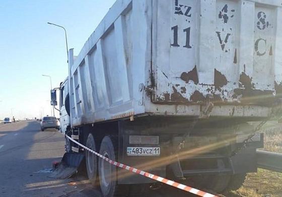 Camry всмятку: 2 человека погибли в аварии в Нур-Султане (фото) Camry всмятку: 2 человека погибли в аварии в Нур-Султане (фото)