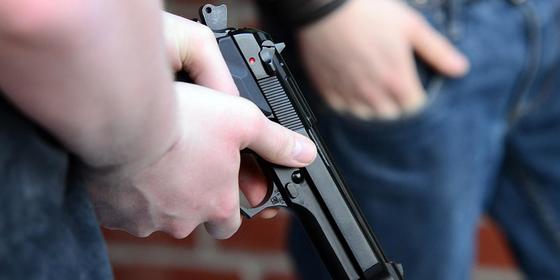 Трое молодых парней устроили самосуд с расстрелом в Туркестанской области Трое молодых парней устроили самосуд с расстрелом в Туркестанской области