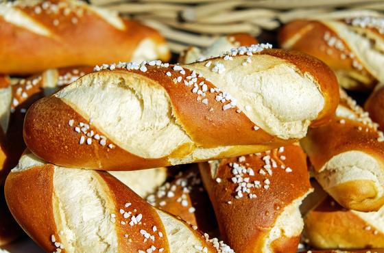 Нацбанк спрогнозировал рост цен на мясо и хлеб Нацбанк спрогнозировал рост цен на мясо и хлеб