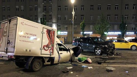 Михаил Ефремов попал в ДТП в нетрезвом виде в Москве (фото) Михаил Ефремов попал в ДТП в нетрезвом виде в Москве (фото)