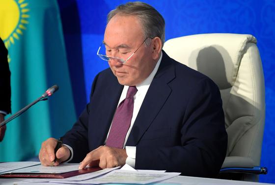 Назарбаев подписал ряд законов Назарбаев подписал ряд законов