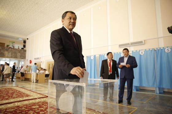 Нұрлан Ноғаев Нұрлан Ноғаев