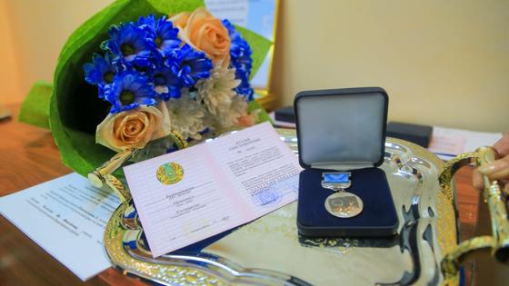 Медали, грамоты Медали, грамоты